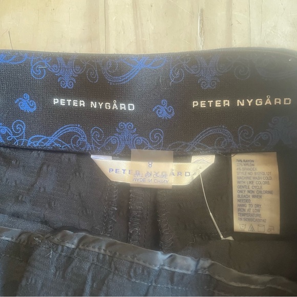 Peter Nygard Black on Black Textured Crop Pant NWOT - Picture 7 of 10